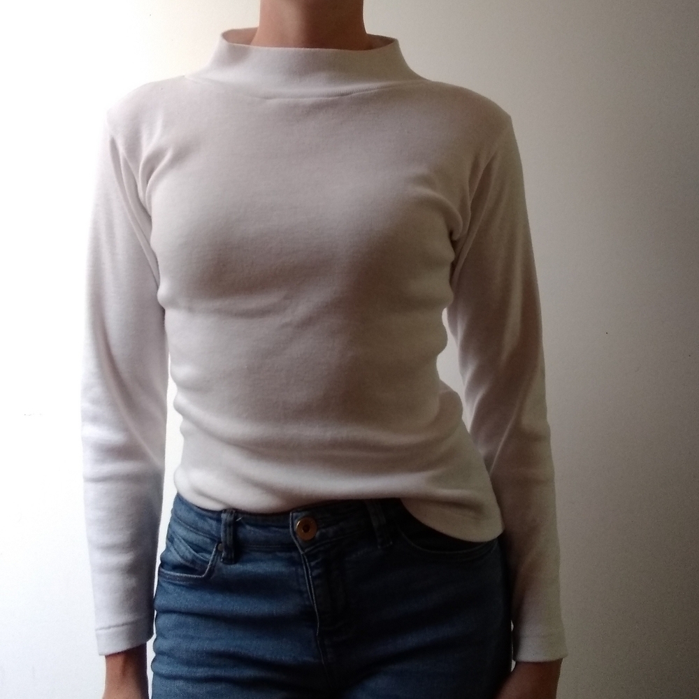 Vintage 90's White Mock Neck Long Sleeved Top